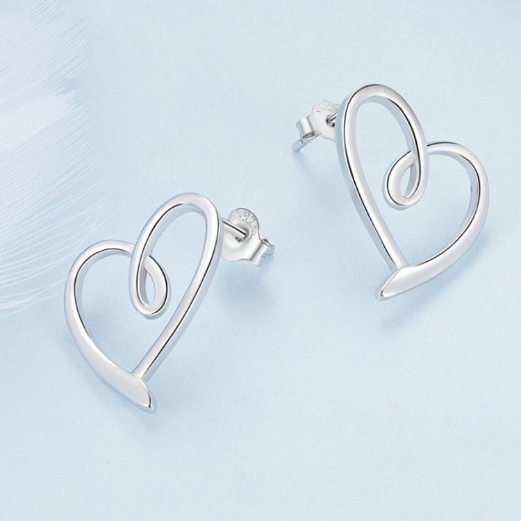 S925 Sterling Silver Plated Platinum Wrap Heart Stud Earrings, BSE871